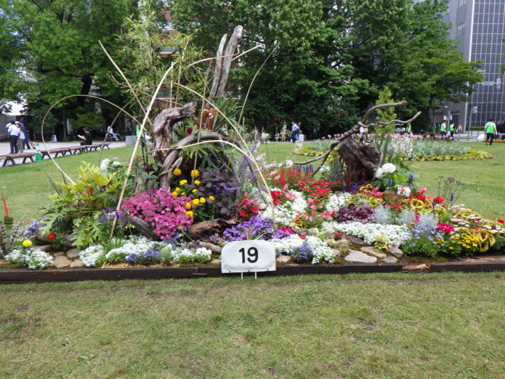 R8コンクール花壇市長賞_北海道造園コンサルタント