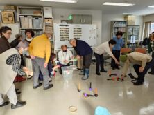 0107釣り対決・わなげの様子