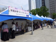 さっぽろライラックまつり西5丁目の市民の手づくりマーケットの画像
