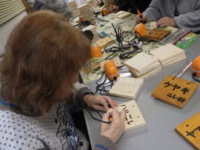 1223ガイドボランティア樹名板作り