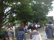 ベンチ塗装イベント　挨拶中1