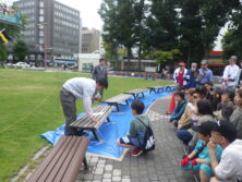 ベンチ塗装イベント　塗装方法の説明1