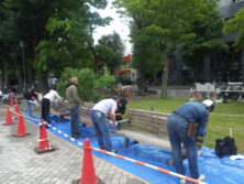 ベンチ塗装イベント　ペーパー掛け4